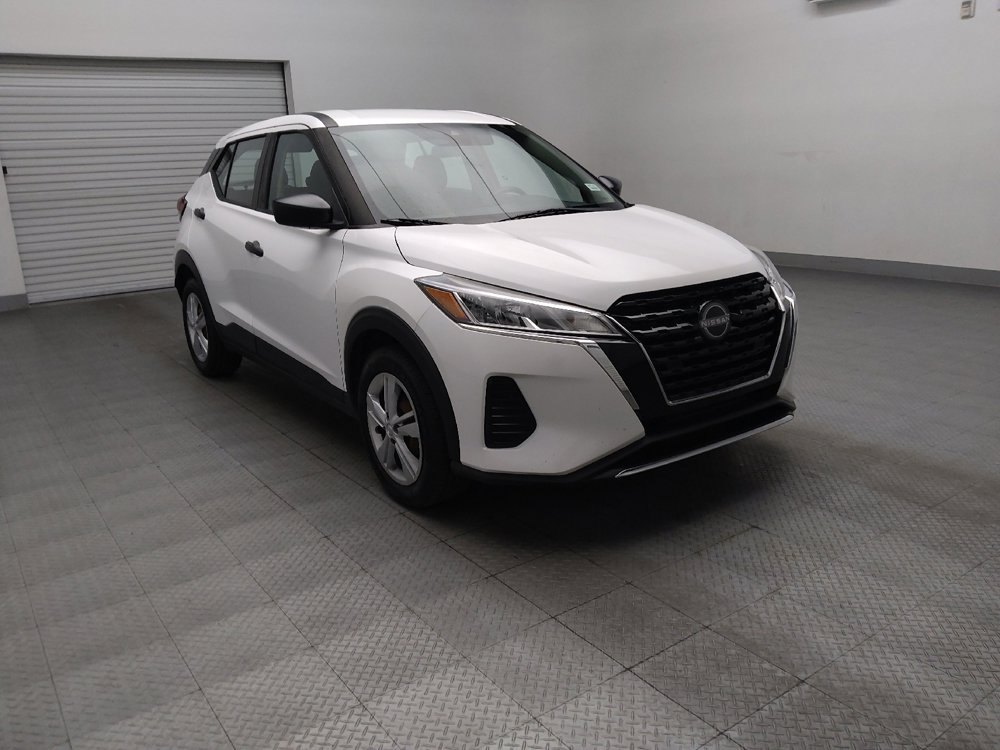 Used 2022 Nissan Kicks S image 13