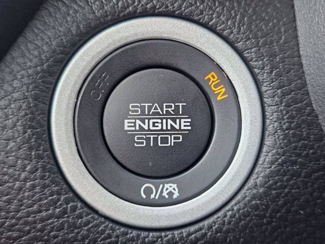 Used 2025 RAM 1500 Laramie AWD/4WD image 20
