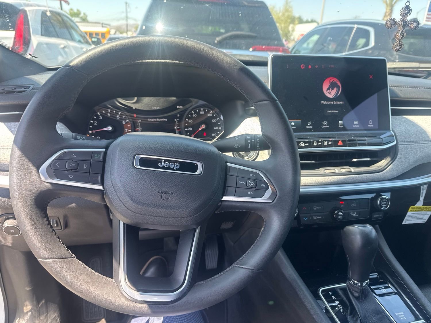 Used 2024 Jeep Compass Latitude AWD/4WD image 9