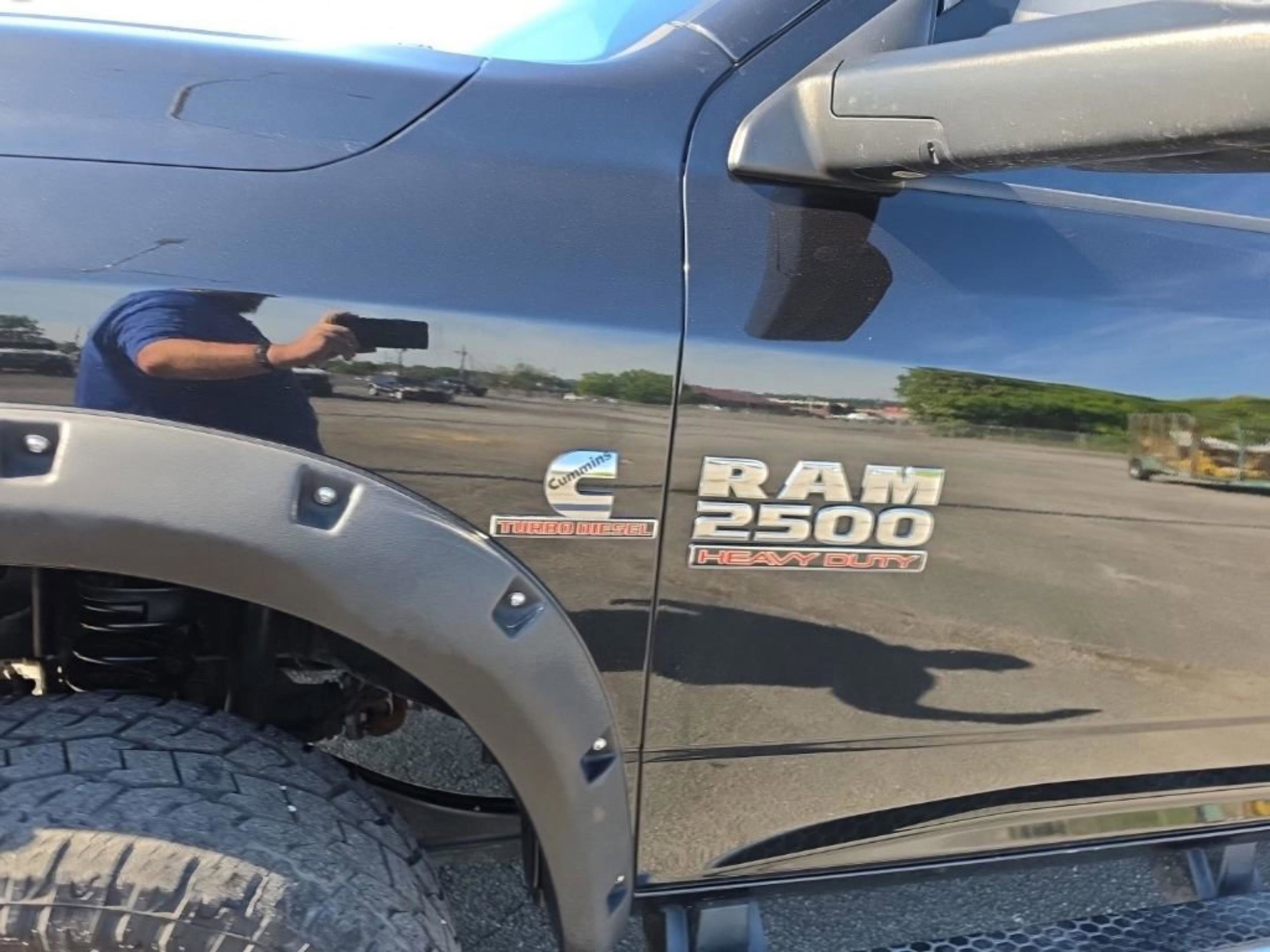 Used 2018 RAM 2500 SLT w/ Luxury Group AWD/4WD image 33