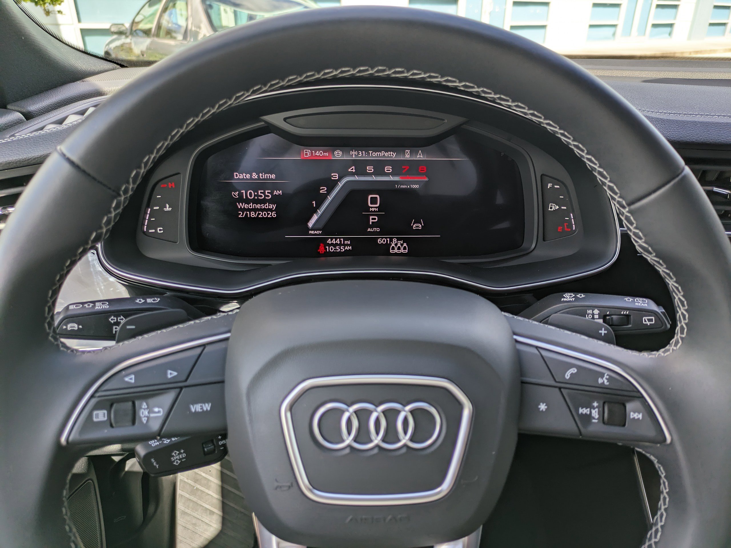 Used 2025 Audi Q8 Premium w/ Convenience Package image 27