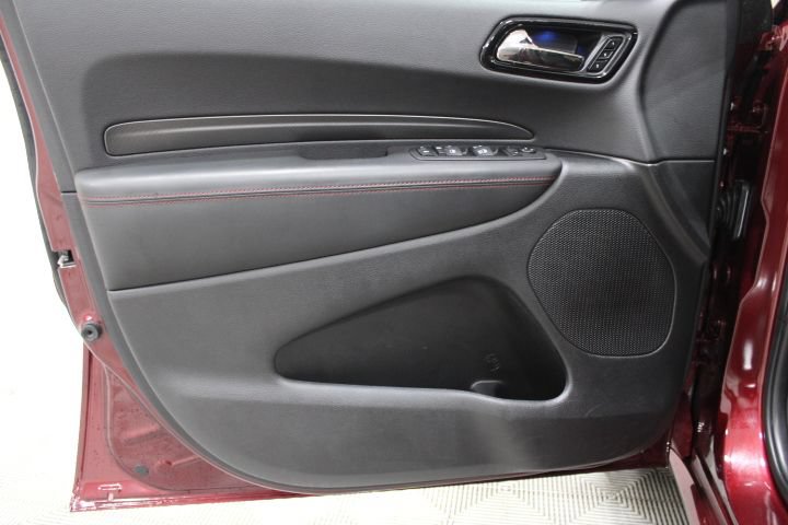 Used 2025 Dodge Durango R/T w/ Blacktop Package AWD/4WD image 17