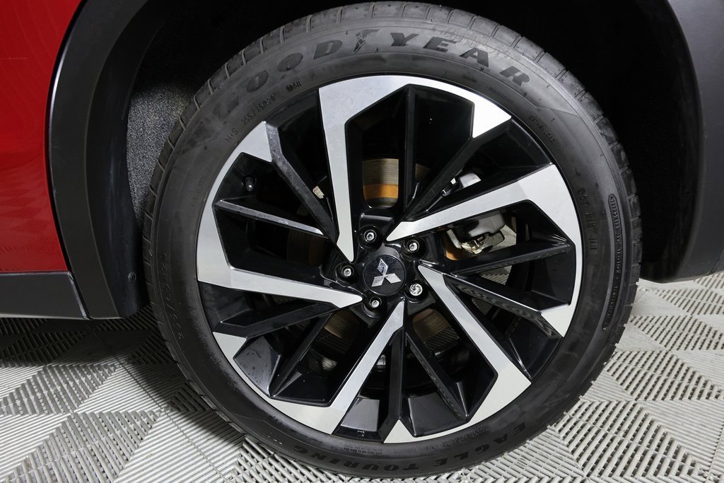 Used 2022 Mitsubishi Outlander SE image 43