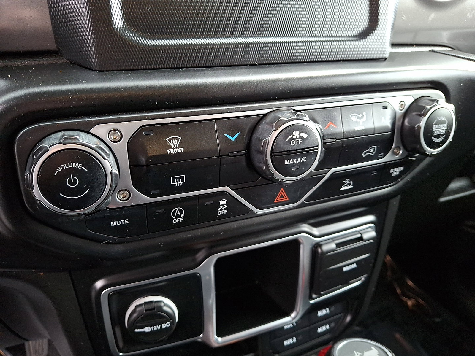 Used 2022 Jeep Wrangler Unlimited Sport image 15