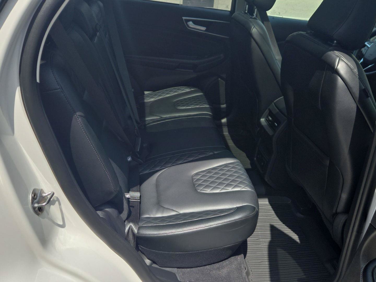 Used 2024 Ford Edge Titanium w/ Equipment Group 301A AWD/4WD image 25