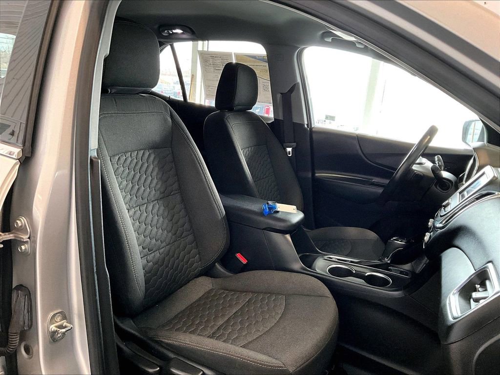 Used 2020 Chevrolet Equinox LT image 11