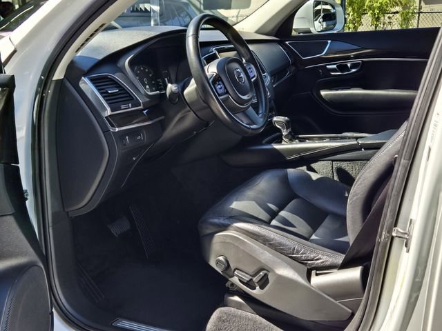 Used 2019 Volvo XC90 T5 Momentum w/ Protection Package Premier FWD image 13