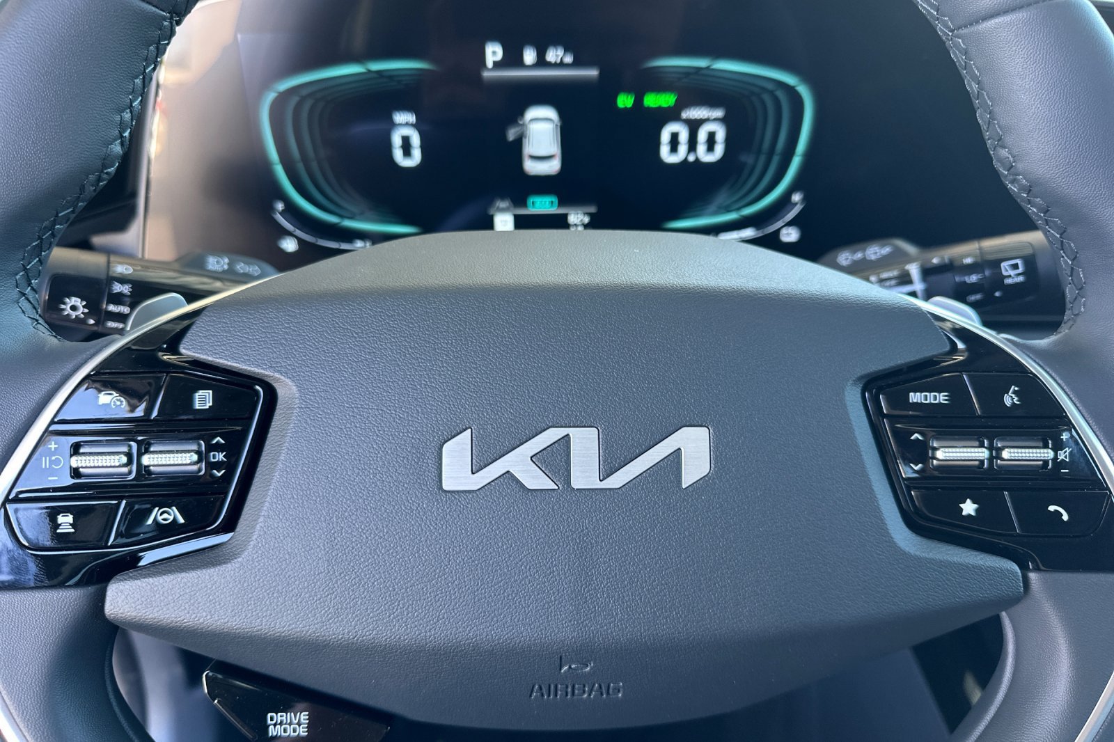 New 2026 Kia Niro EX FWD image 24