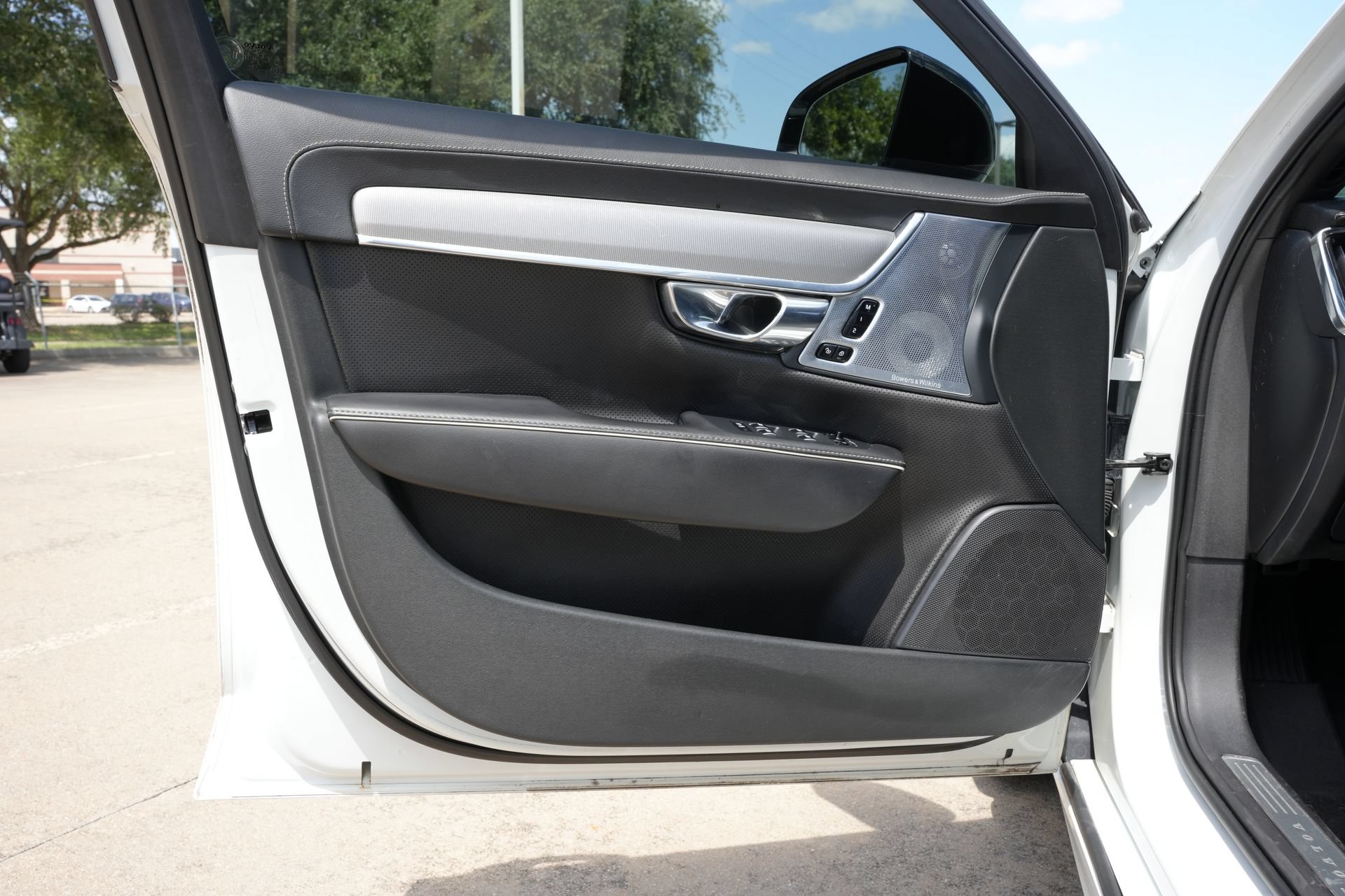 Used 2021 Volvo S90 T6 R-Design w/ Advanced Package AWD/4WD image 15