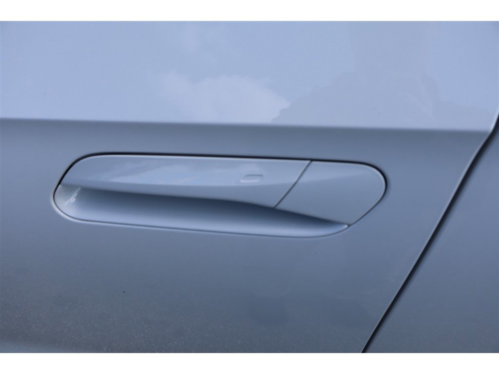 Used 2023 Volkswagen ID.4 Pro image 14