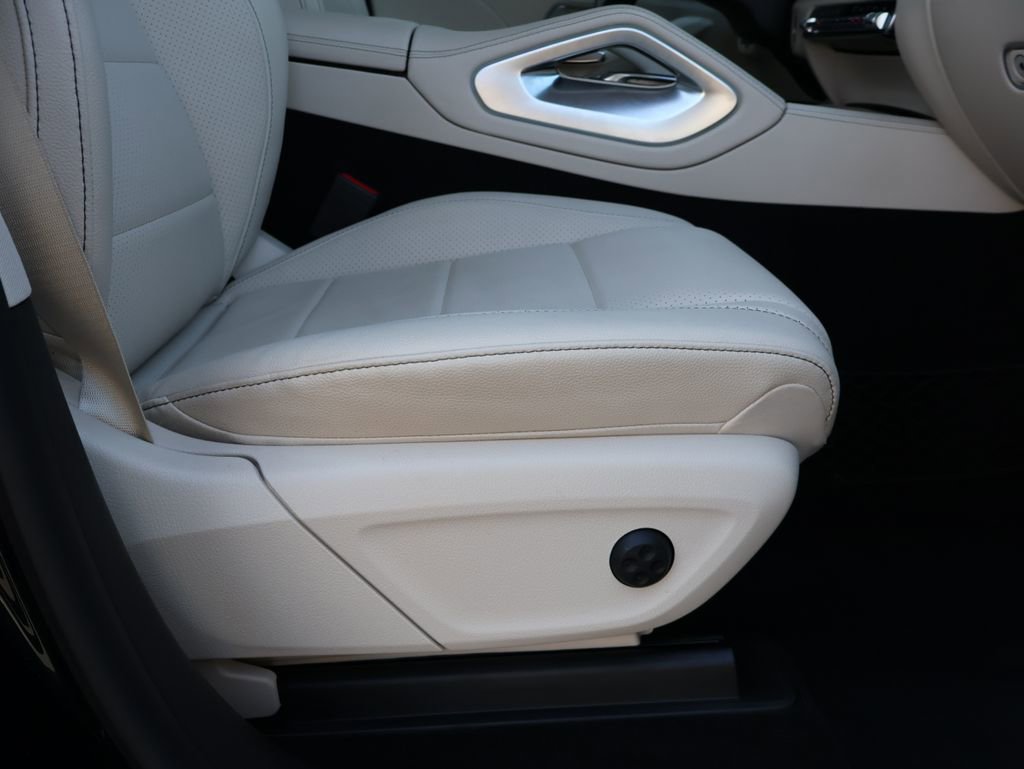 Certified 2021 Mercedes-Benz GLS 450 4MATIC image 12