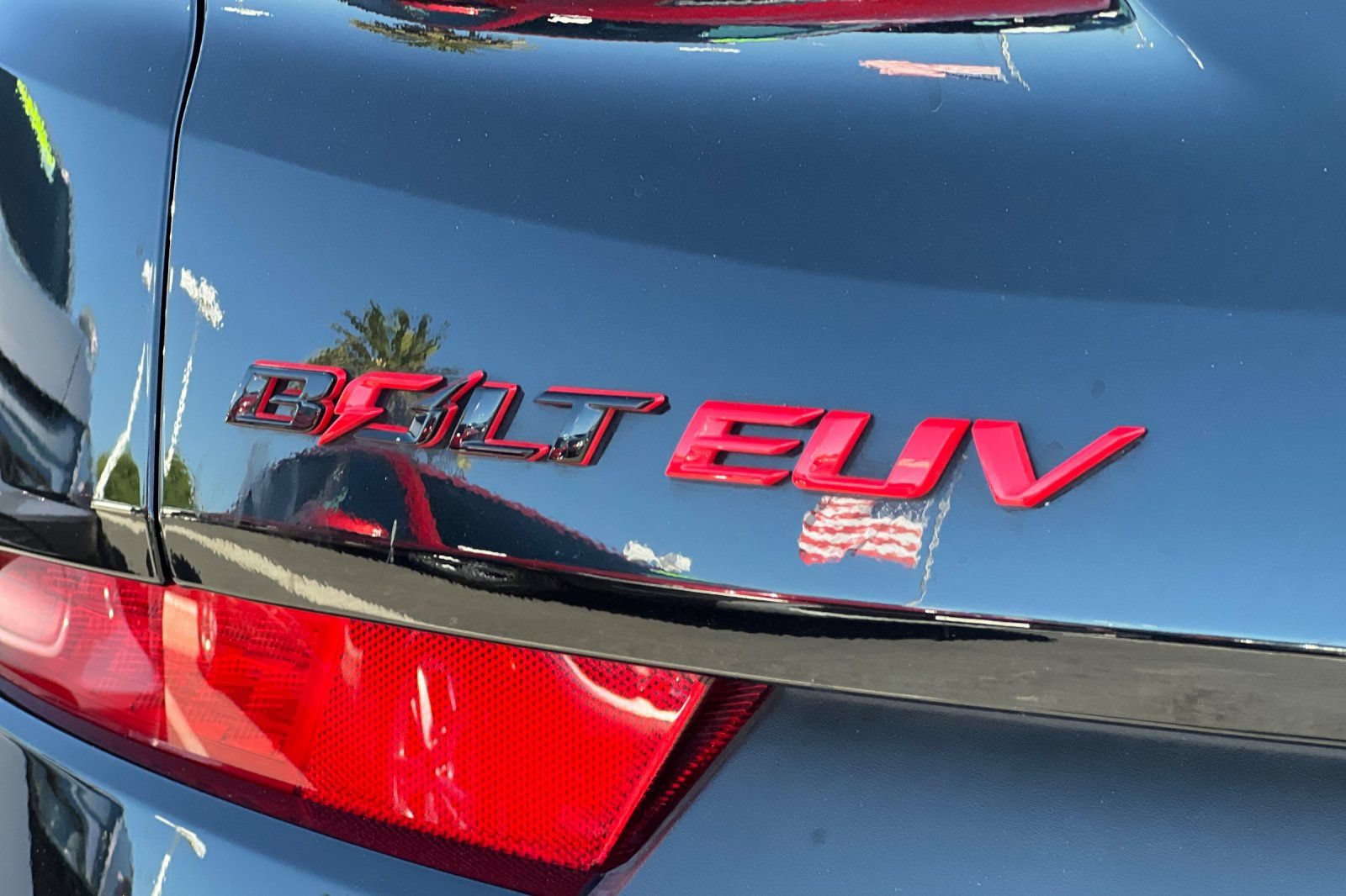 Used 2023 Chevrolet Bolt EUV Premier w/ Sun & Sound Package FWD image 50
