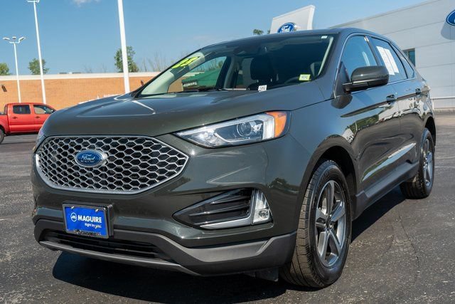 Used 2023 Ford Edge SEL w/ Convenience Package AWD/4WD image 2