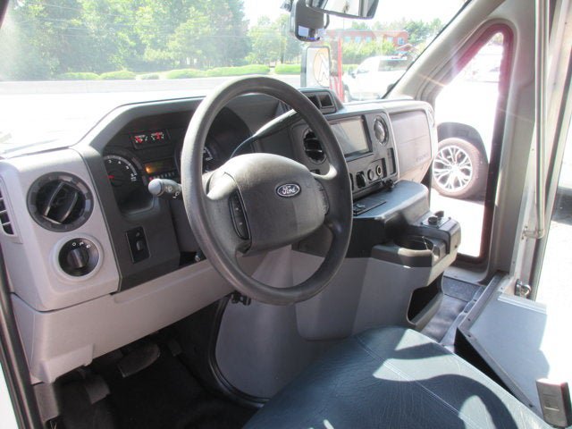 Used 2019 Ford E-450 and Econoline 450 Super Duty w/ Shuttle Bus Prep Package RWD image 8