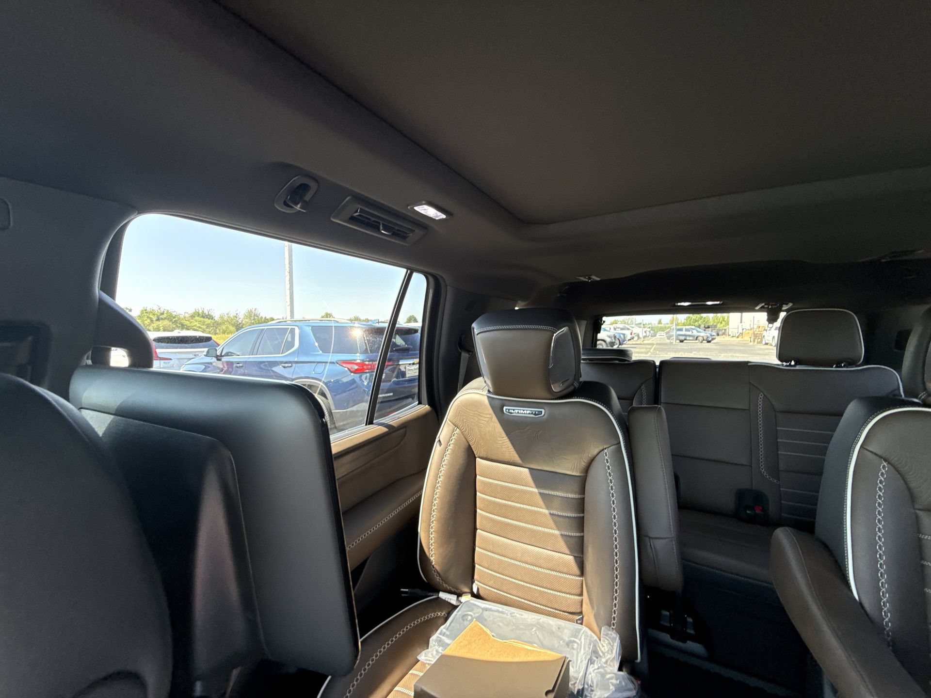 Certified 2026 GMC Yukon Denali Ultimate AWD/4WD image 10