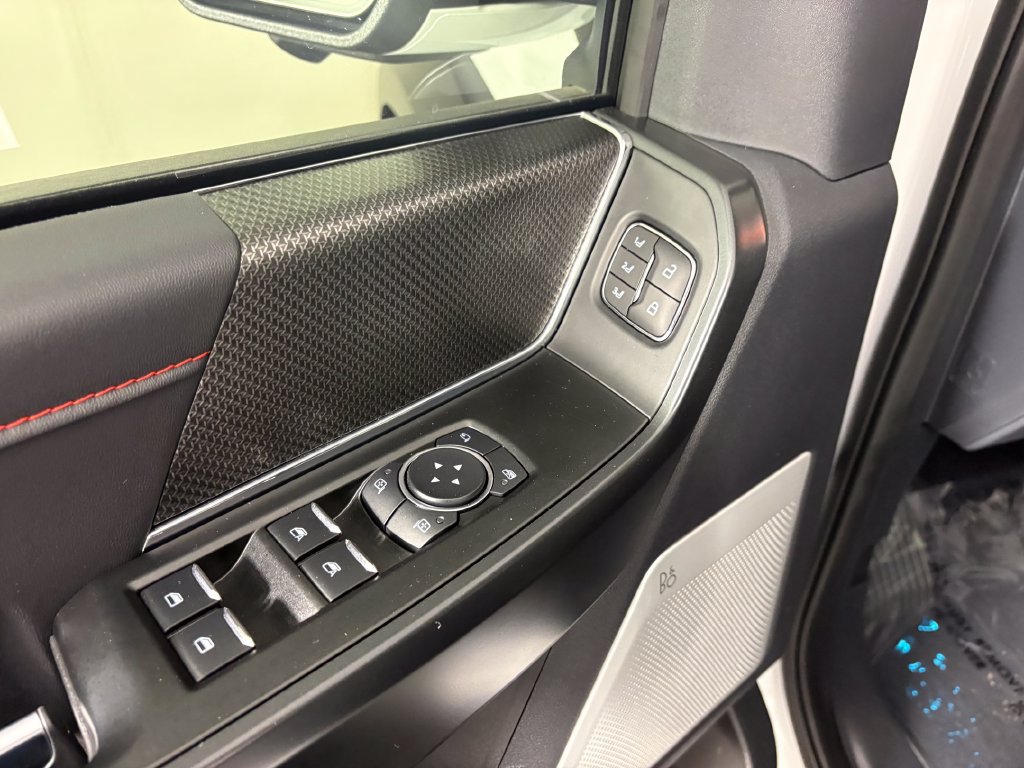 Certified 2025 Ford F150 Raptor AWD/4WD image 13