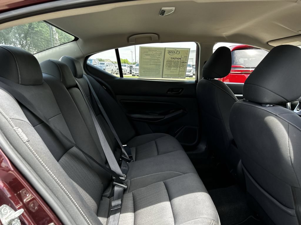 Used 2023 Nissan Altima 2.5 SV FWD image 30