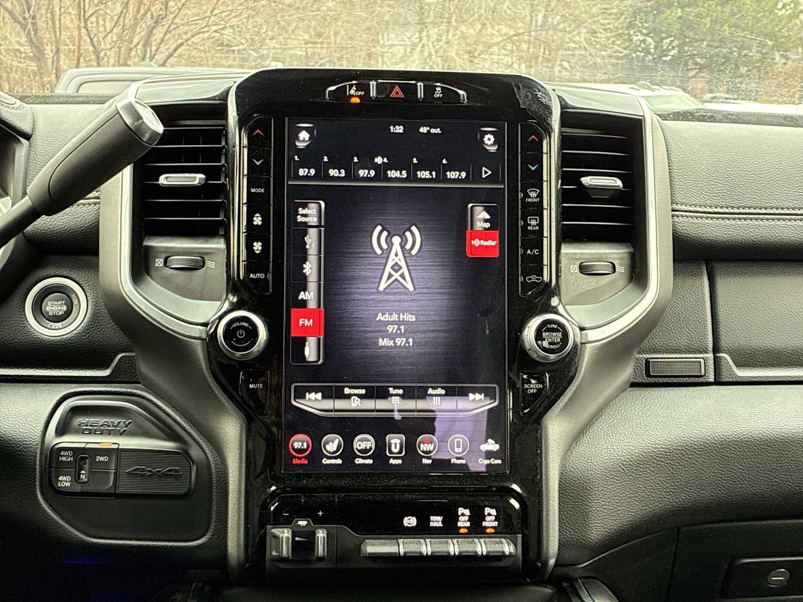 Used 2020 RAM 2500 Laramie image 12