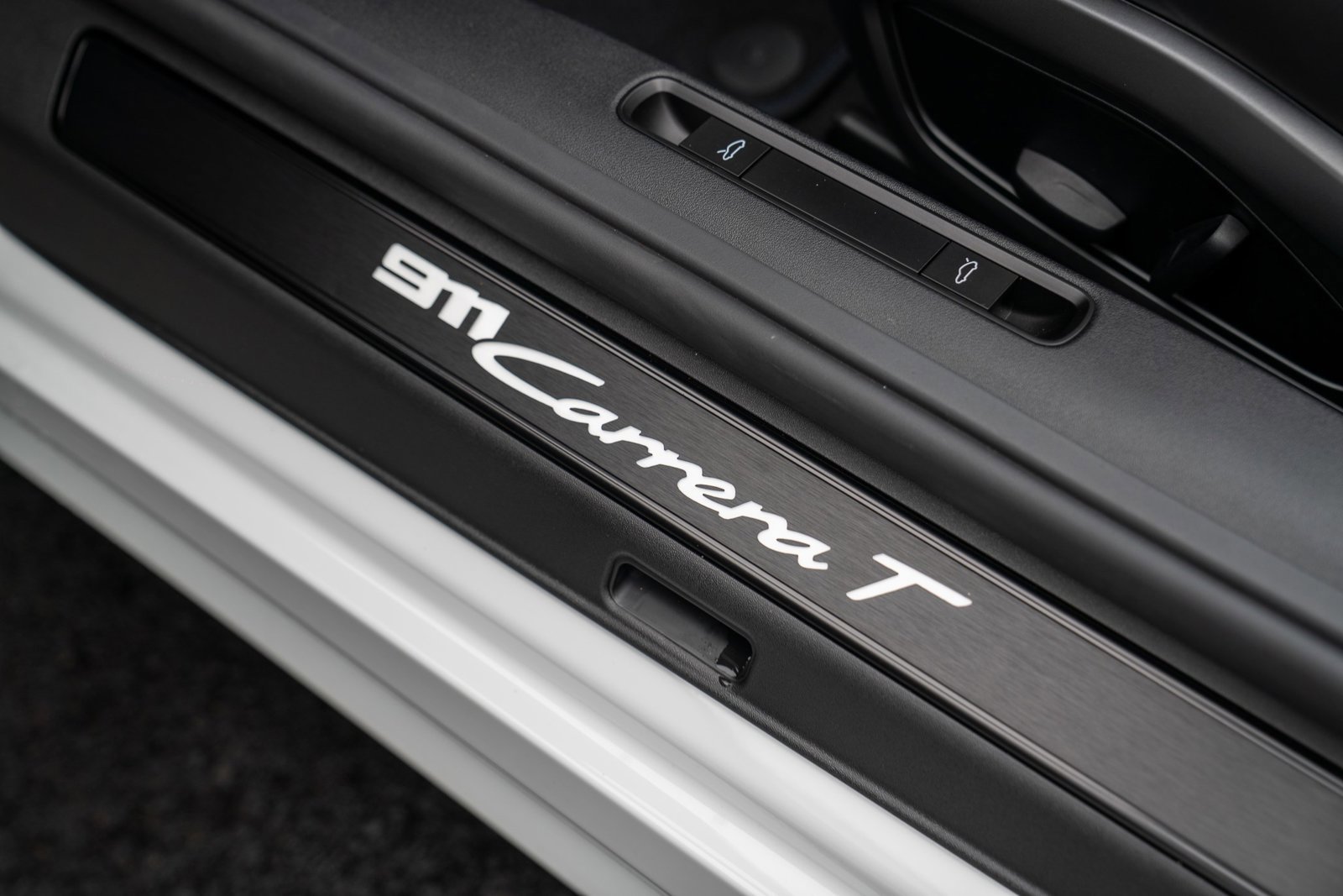 New 2026 Porsche 911 Carrera T image 13
