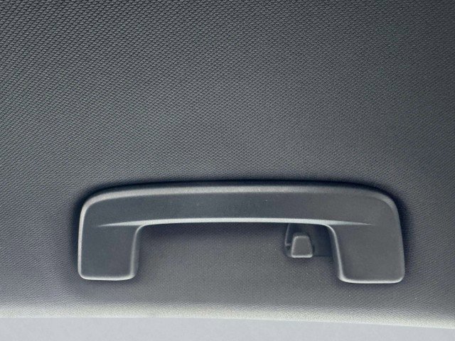 Used 2022 Volkswagen Golf R image 45