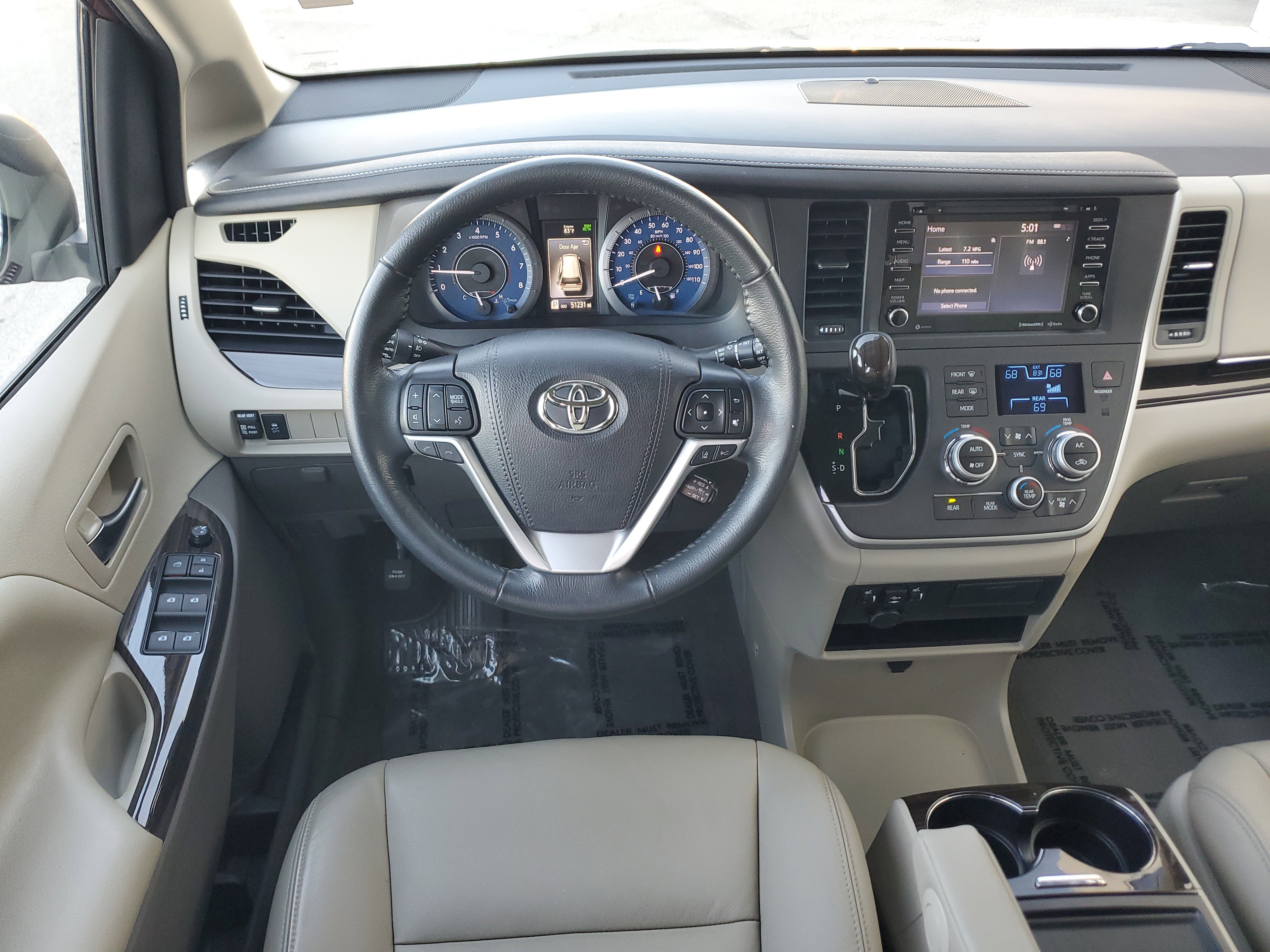 Used 2020 Toyota Sienna XLE image 22