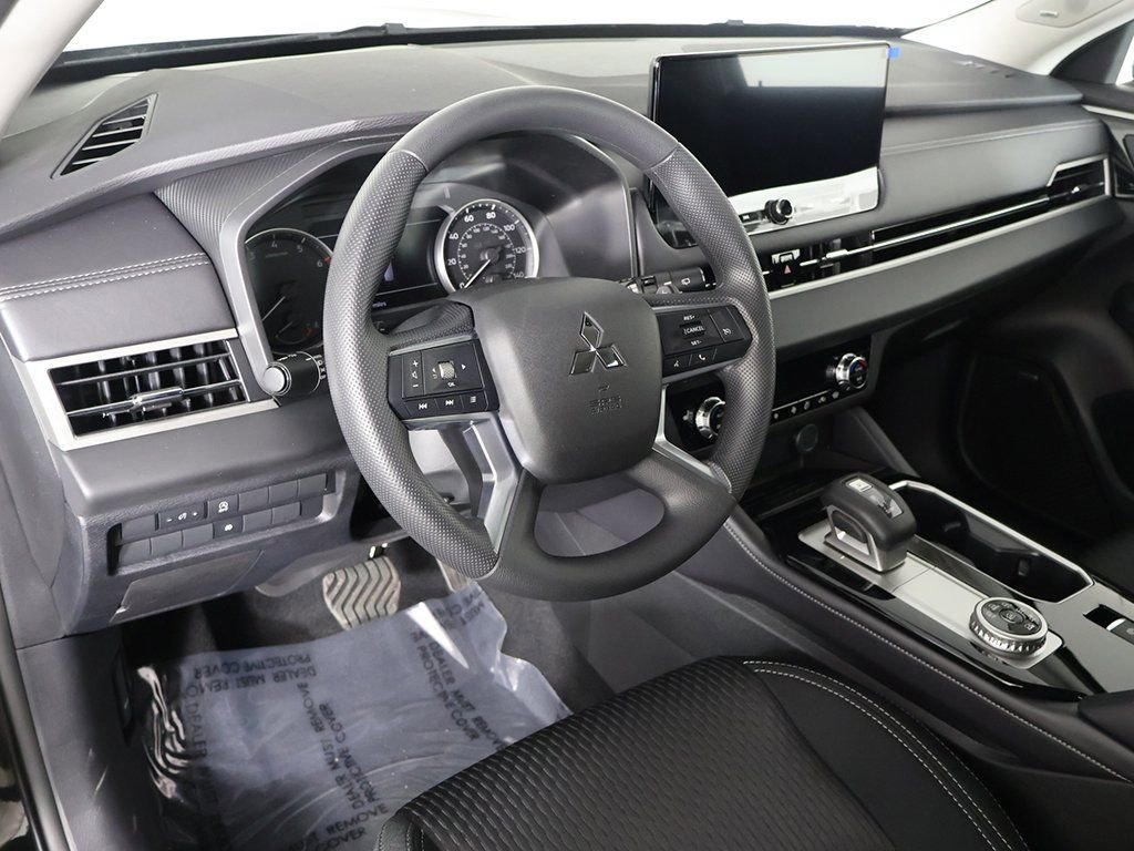 New 2026 Mitsubishi Outlander ES AWD/4WD image 27