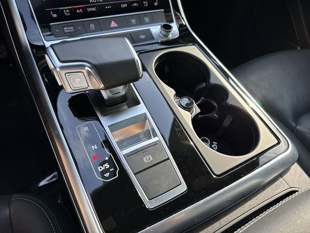 Used 2021 Audi Q8 Premium Plus w/ Premium Plus Package image 55