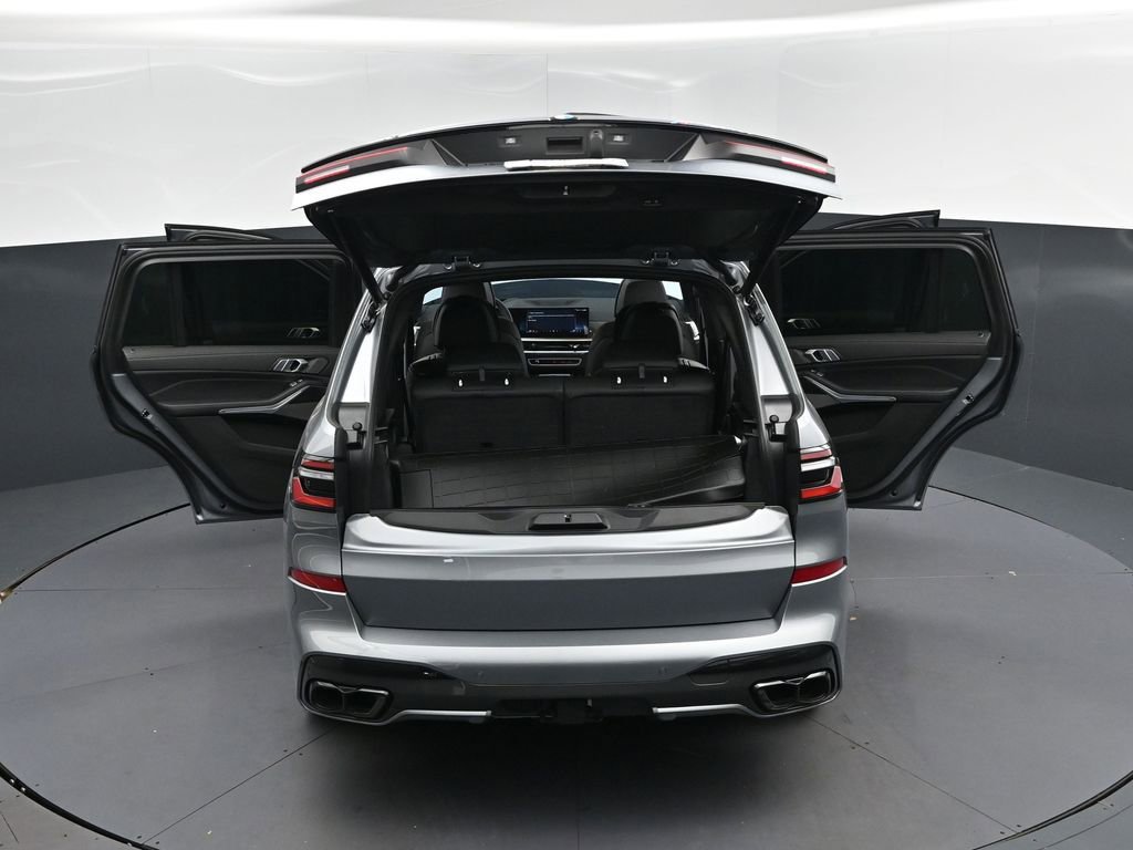 Used 2025 BMW X7 M60i w/ Executive Package AWD/4WD image 48