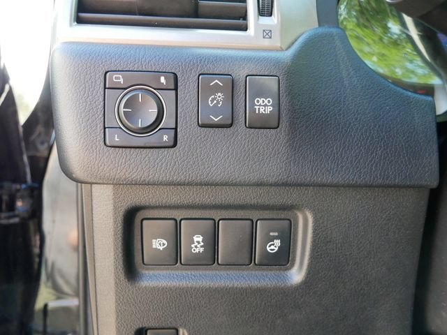 Used 2018 Lexus GX 460 Luxury w/ Preferred Accessory Package AWD/4WD image 17