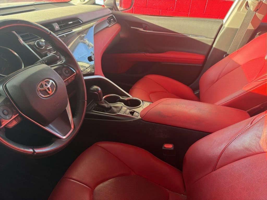 Used 2020 Toyota Camry XSE w/ Navigation Package image 10