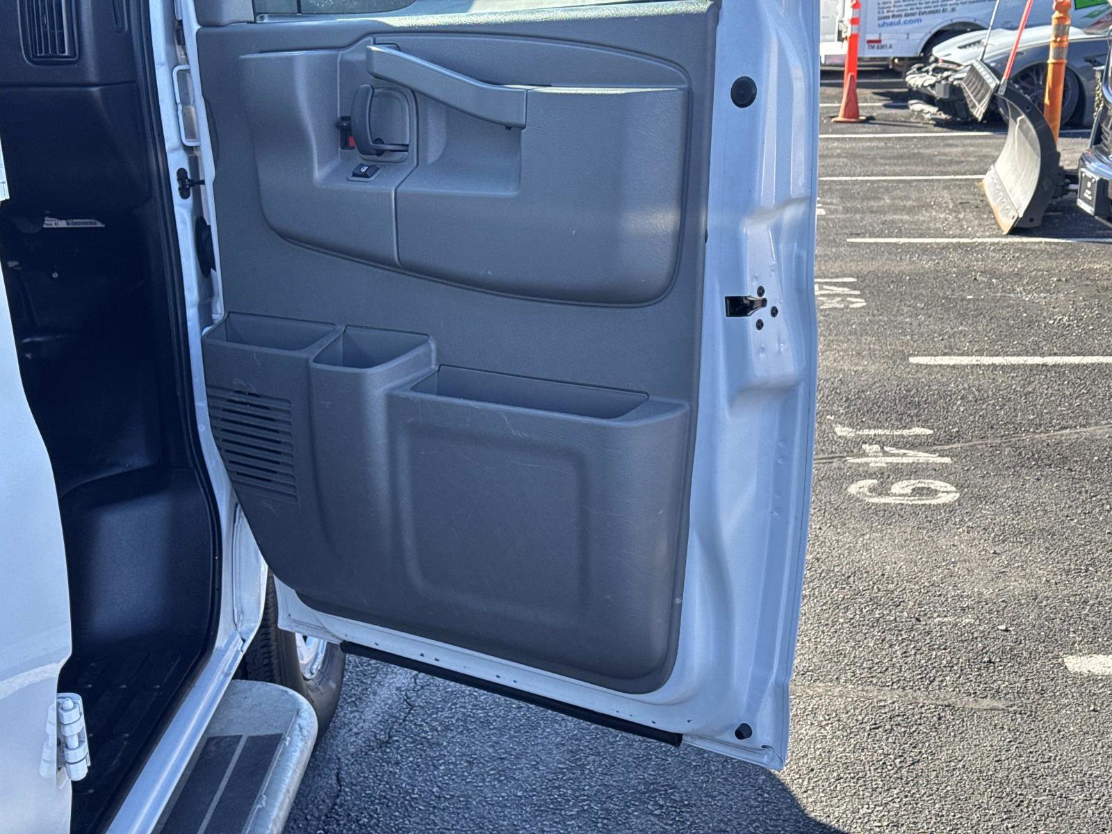 Used 2024 GMC Savana 2500 Work Van w/ Driver Convenience Package image 12