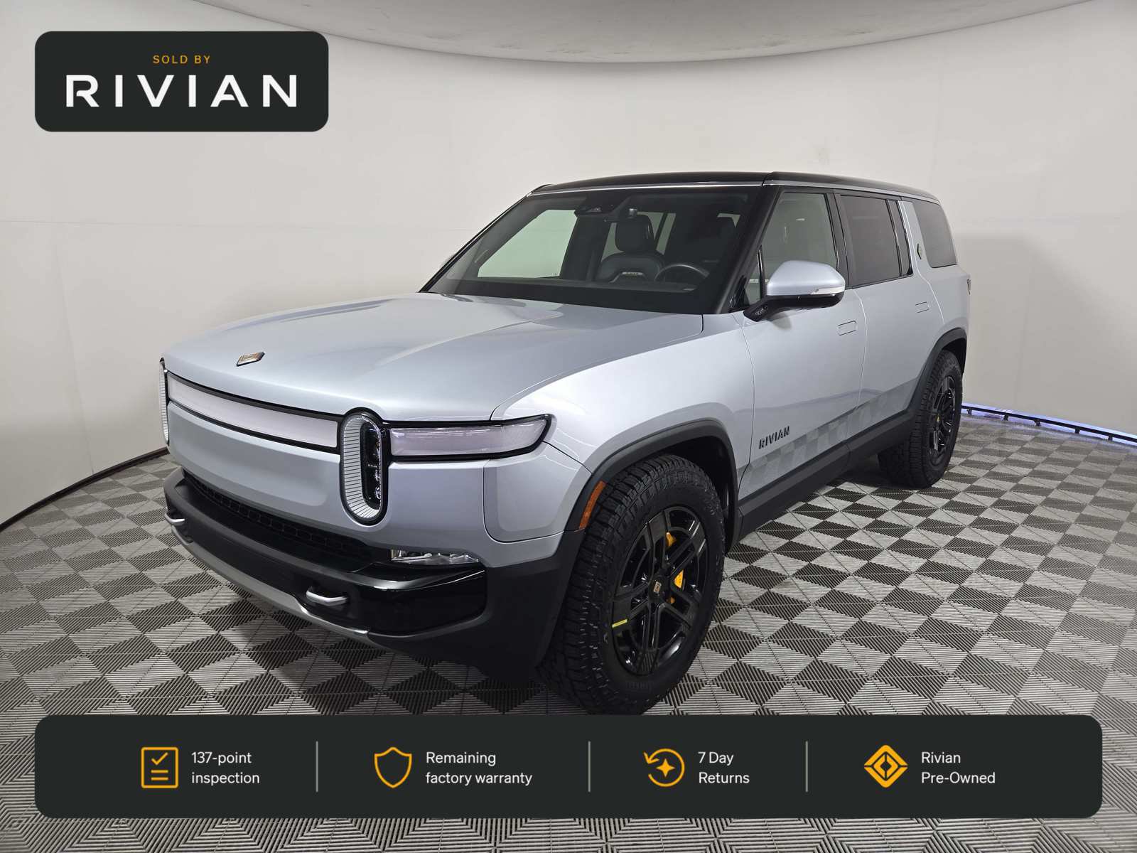 Used 2022 Rivian R1S Launch Edition Quad AWD/4WD image 1