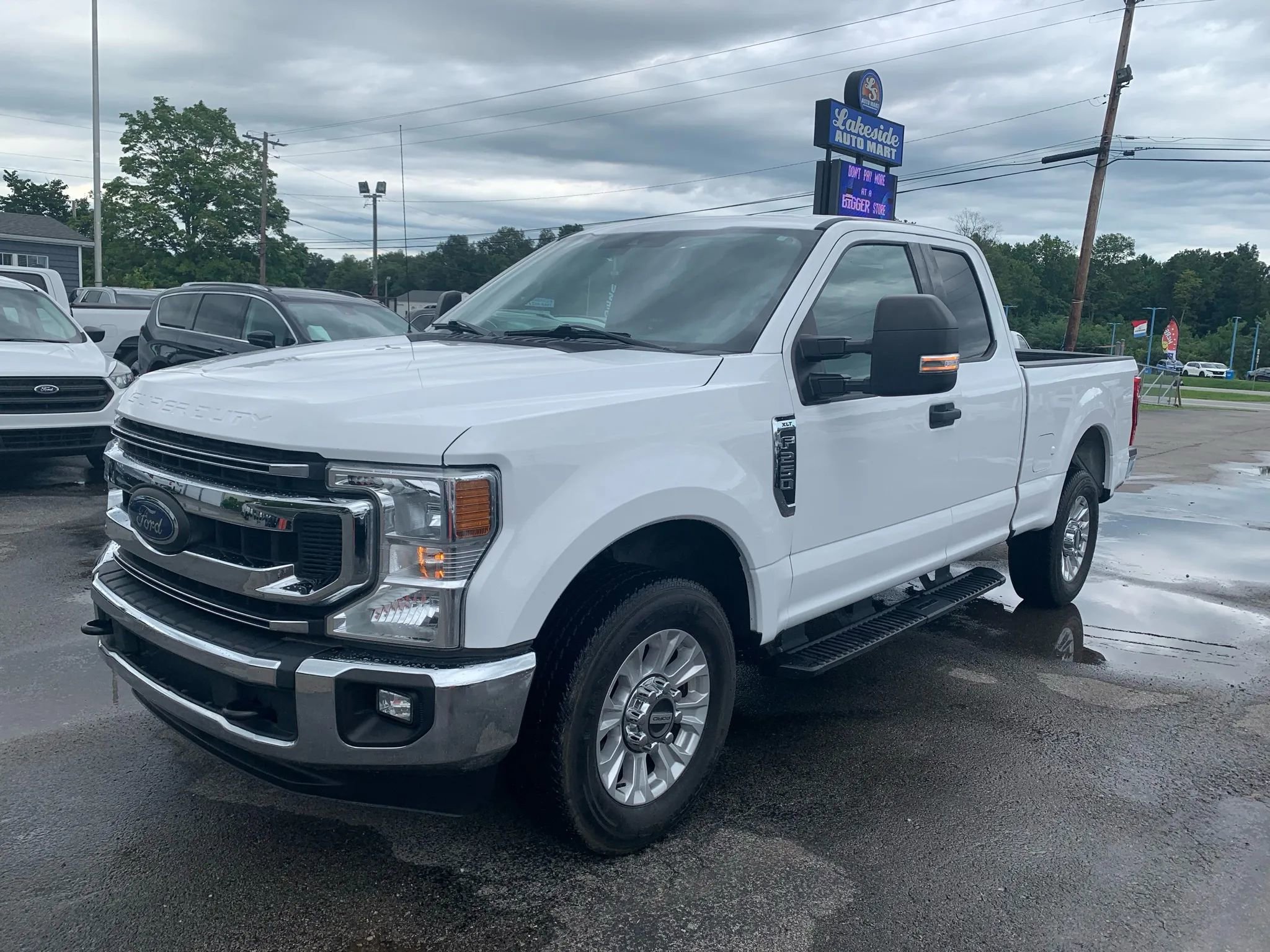 Used 2021 Ford F250 XLT w/ XLT Value Package image 3