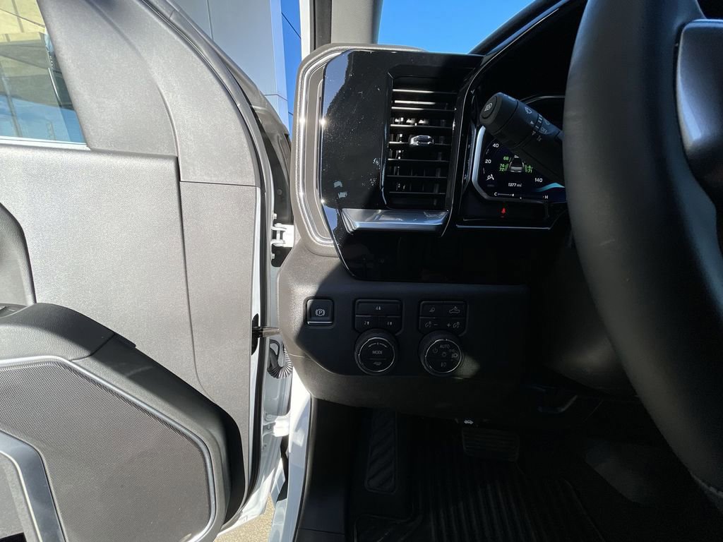 Certified 2026 Chevrolet Silverado 3500 LT w/ All Star Edition AWD/4WD image 17