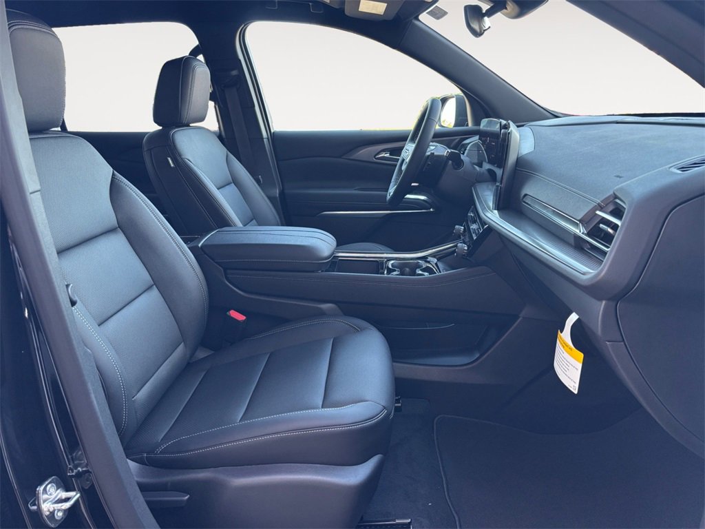 New 2026 Chevrolet Traverse LT image 15