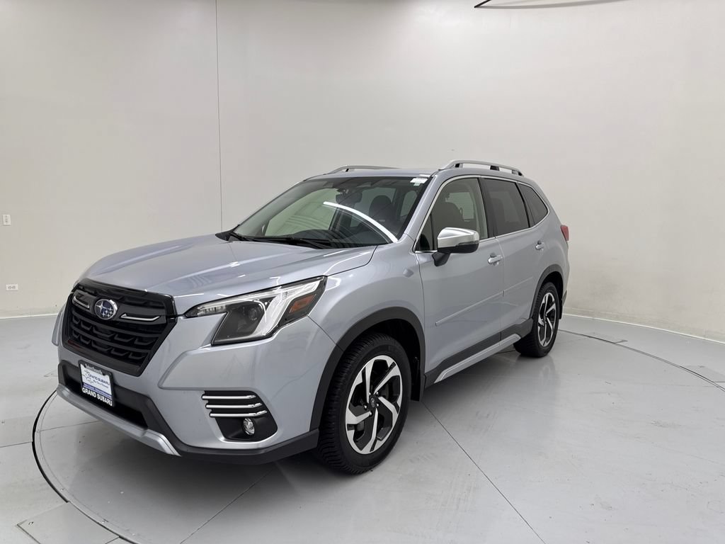 Used 2023 Subaru Forester Touring AWD/4WD image 2