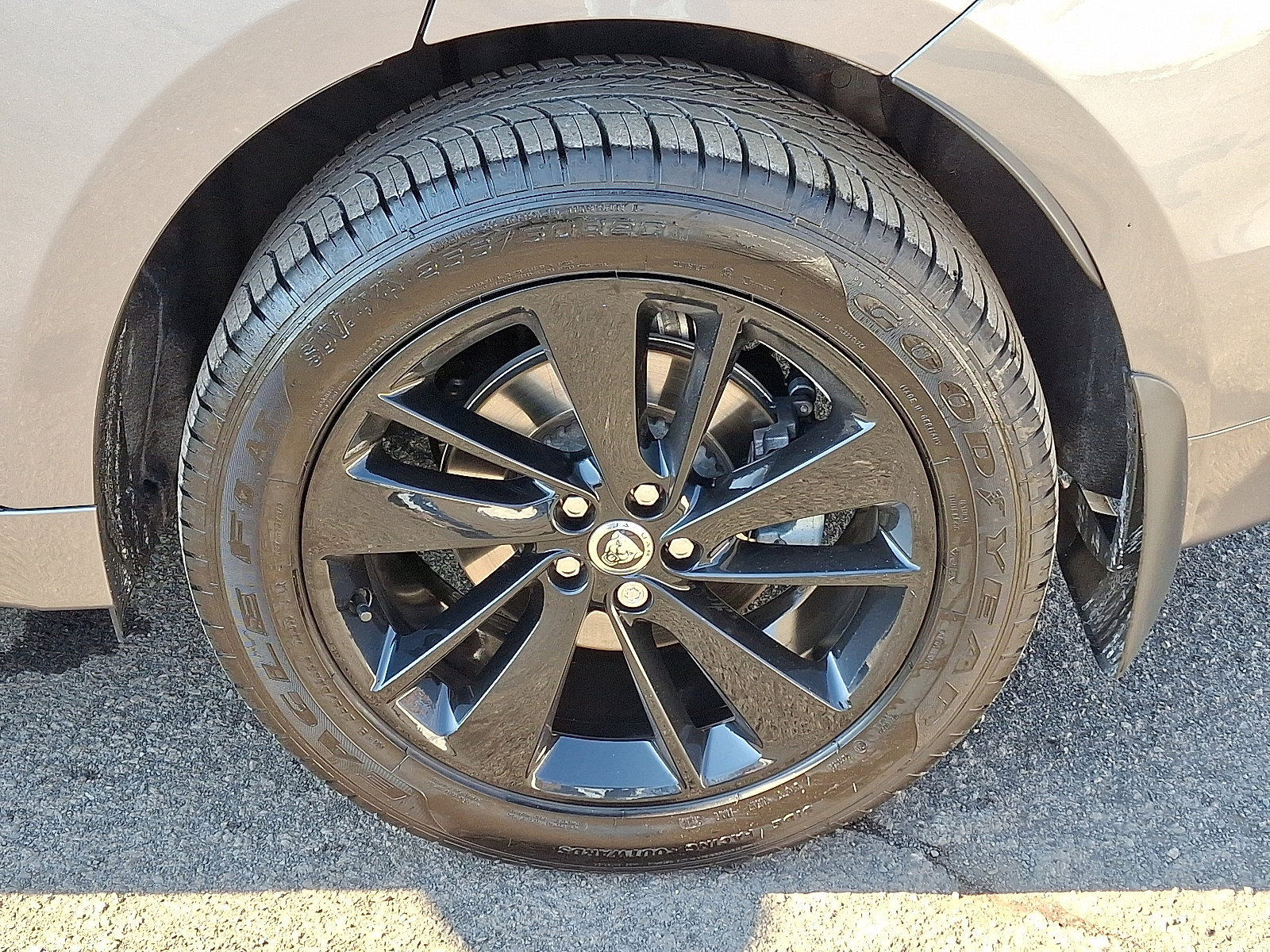 Used 2026 Jaguar F-PACE R-Dynamic S image 11