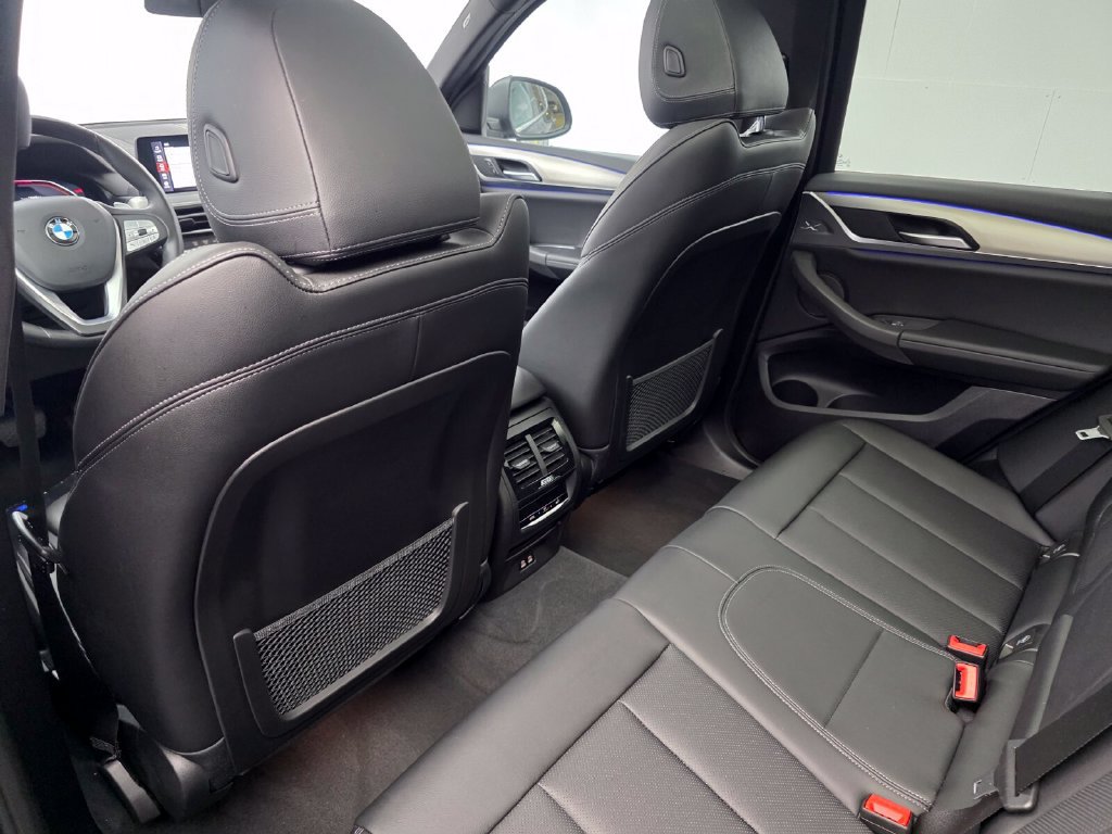 Certified 2024 BMW X3 sDrive30i w/ Convenience Package RWD image 15