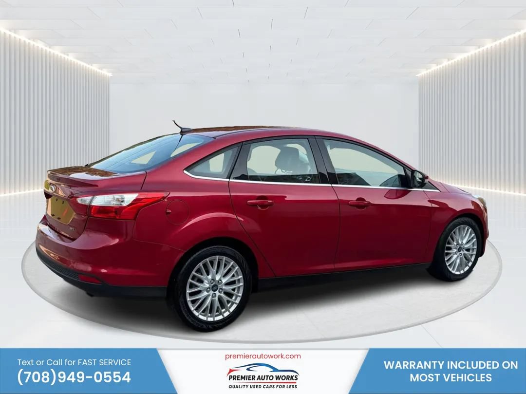 Used 2012 Ford Focus SEL FWD image 4