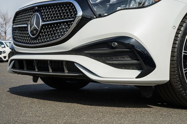 New 2026 Mercedes-Benz E 450 4MATIC Sedan image 14