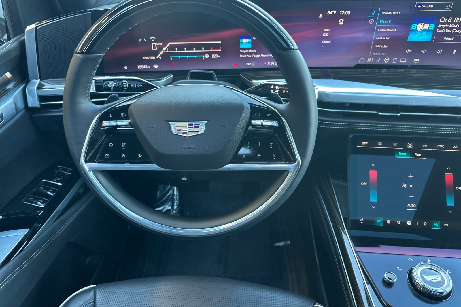 Used 2025 Cadillac Escalade Premium Luxury image 15