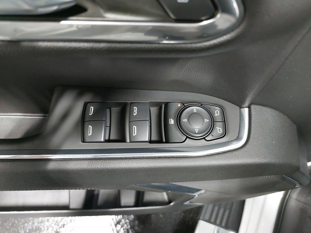 Used 2023 GMC Sierra 1500 SLE image 28