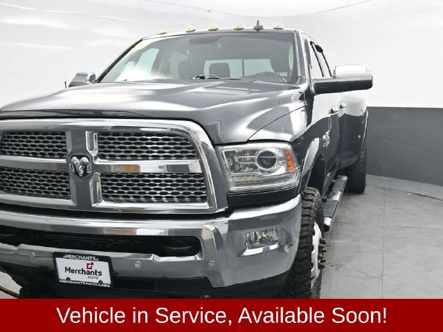 Used 2016 RAM 3500 Laramie AWD/4WD image 2