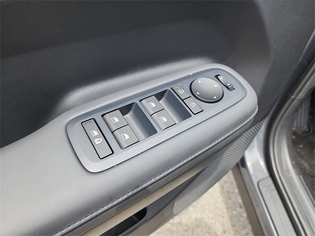 New 2025 Hyundai Santa Fe SEL FWD image 16