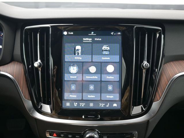 New 2026 Volvo V60 B5 Cross Country Plus w/ Protection Package Premier image 15