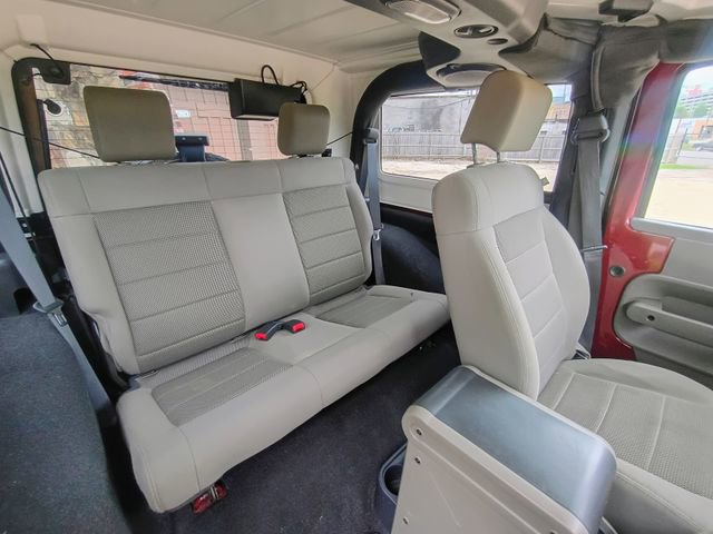 Used 2008 Jeep Wrangler Sahara AWD/4WD image 46