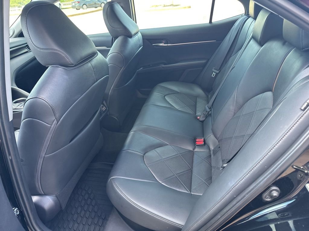 Used 2019 Toyota Camry XLE w/ Driver Assist Package FWD image 17