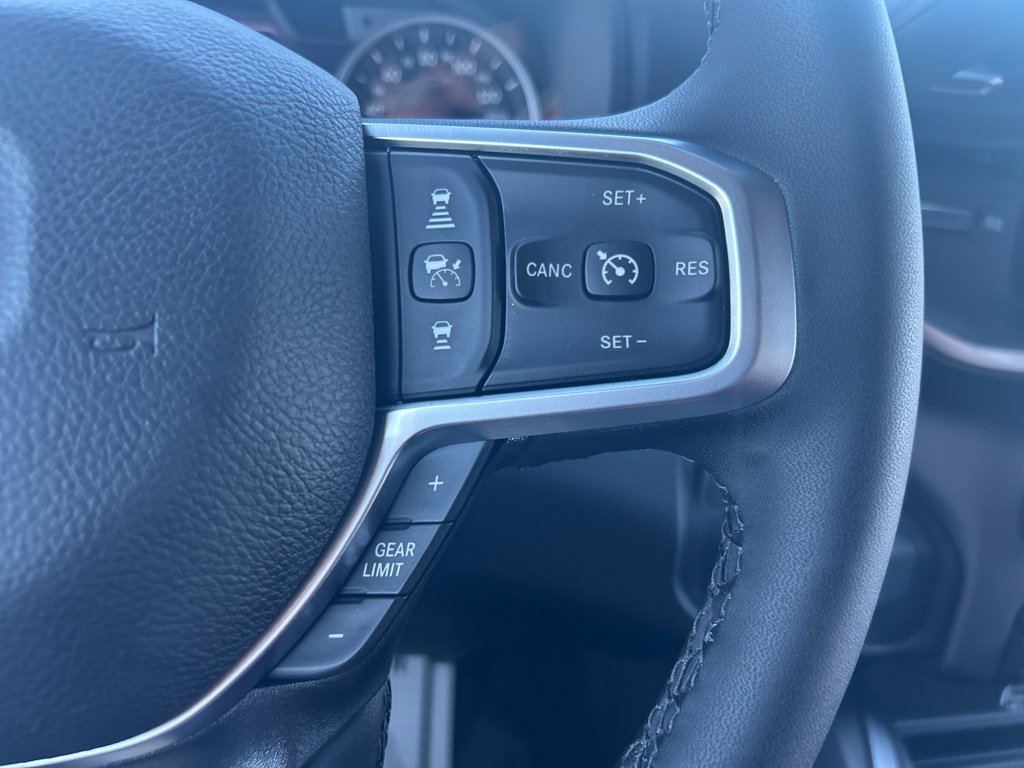 New 2027 RAM 3500 Big Horn AWD/4WD image 18