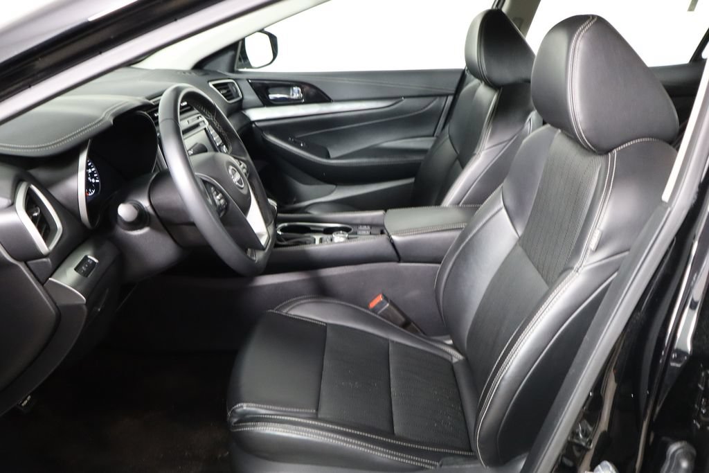 Used 2023 Nissan Maxima SV w/ Floor Mat Group FWD image 14