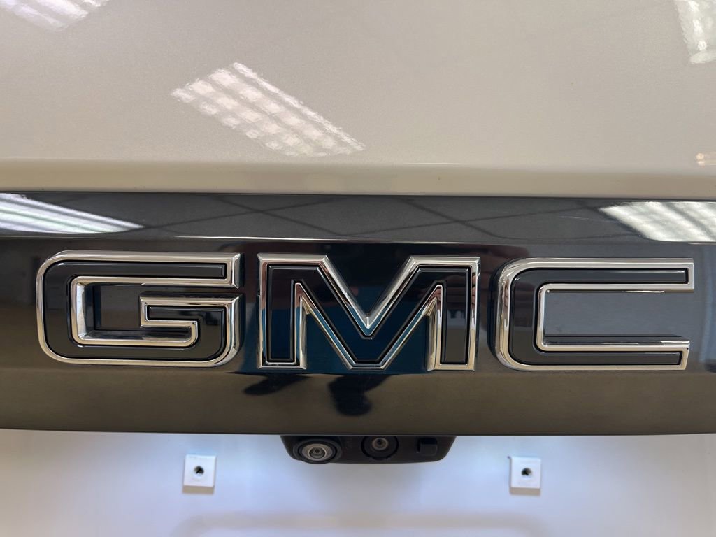 Used 2023 GMC Yukon Denali Ultimate image 27